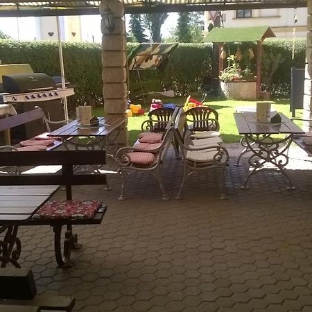Penzion U Slunce Jaroměř Εξωτερικό φωτογραφία